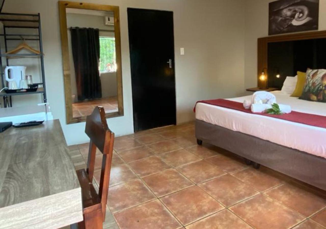 Bothabelo Bed And Breakfast Палаборва Екстериор снимка